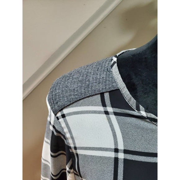 Sadie Robertson Women's Black & White Polyester Round Neck Long Sleeve Blouse L - Picture 5 of 12